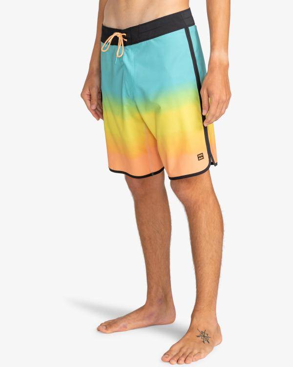 Billabong 73 Fade Pro 19" - Boardshorts für Männer - Mooloolabas