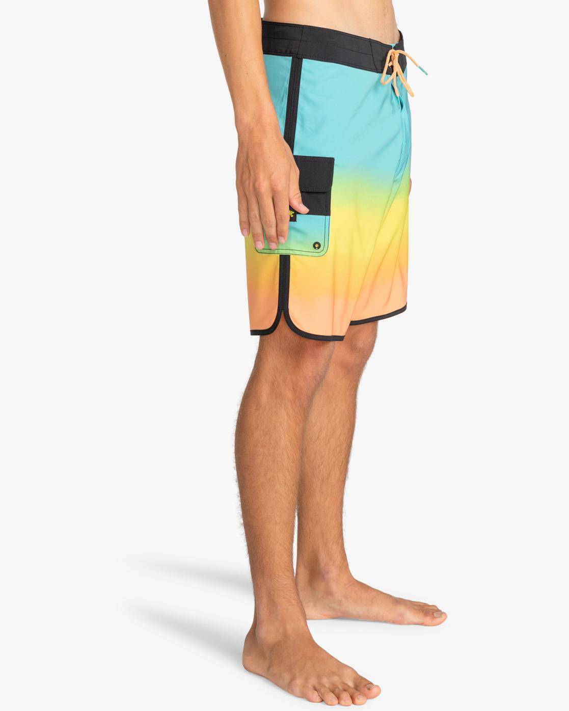 Billabong 73 Fade Pro 19" - Boardshorts für Männer - Mooloolabas