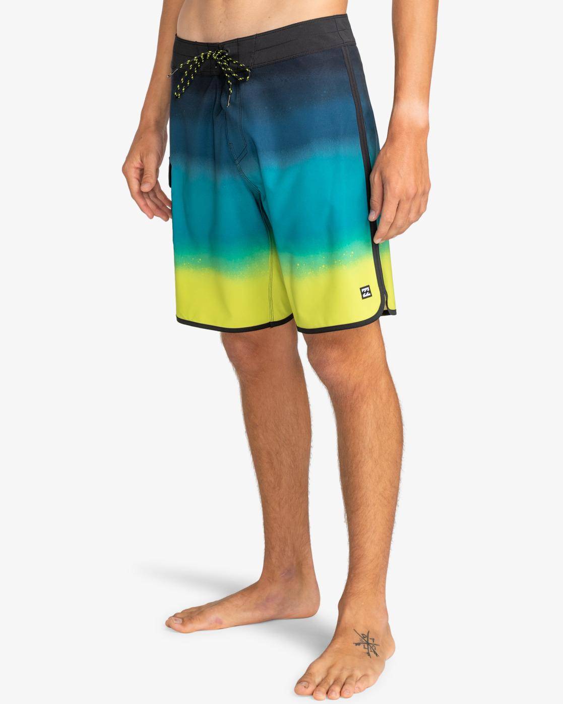 Billabong 73 Fade Pro 19" - Boardshorts für Männer - Mooloolabas