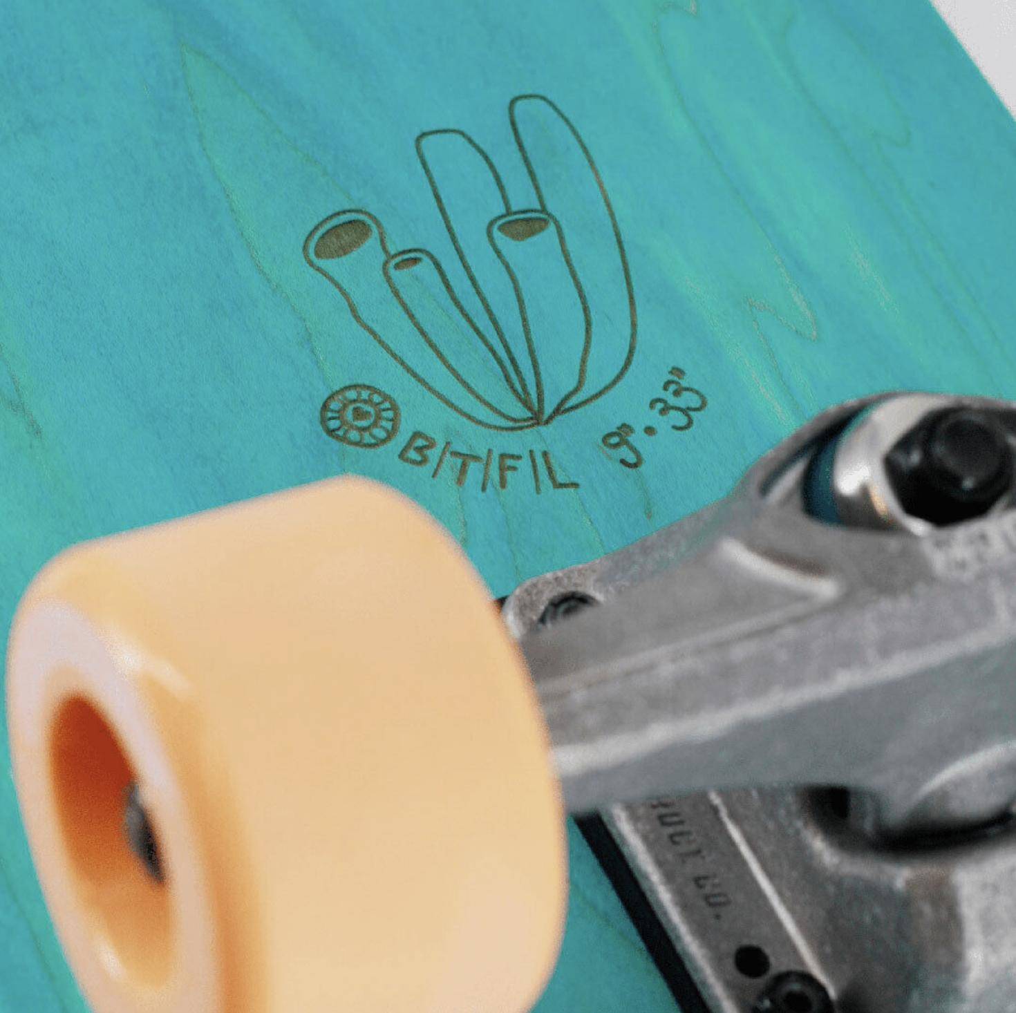 BTFL LIV - Surfskate Board with Nose and Tail
